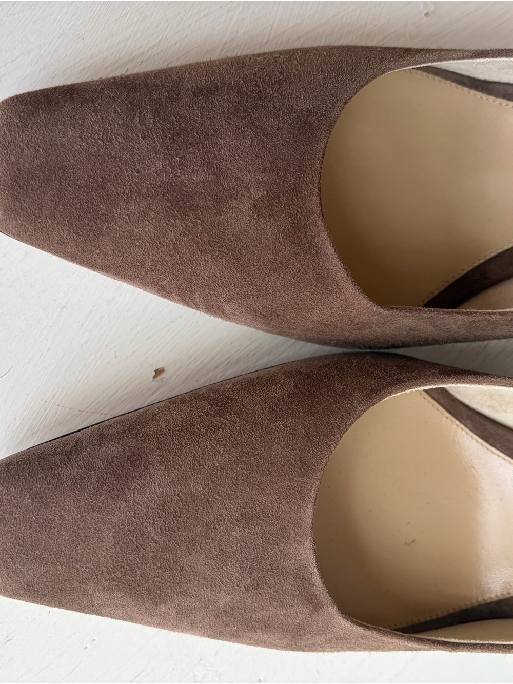 The Row Suede Square-Toe Pumps – Goatskin Suede – Made in Italy - Picture 4 of 11